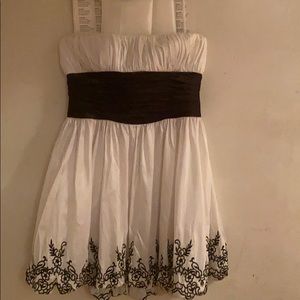 Cinderella White Strapless Dress 1XL